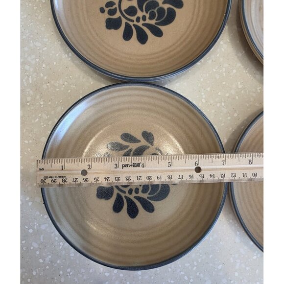 Pfaltzgraff Folk Art Stoneware 4 Salad/Dessert/Bread Plates 7” Tan Blue Vintage - Picture 4 of 8